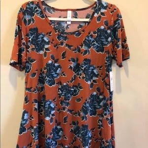 Lularoe Perfect T